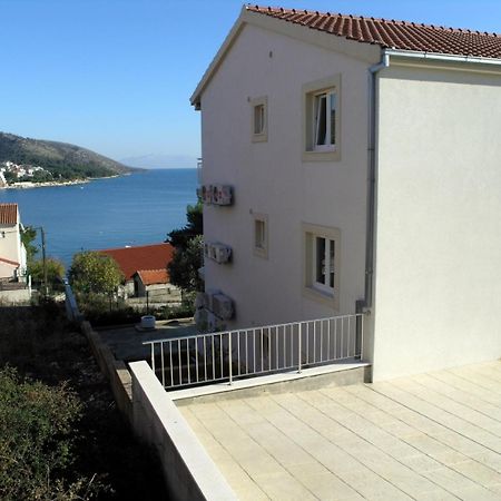 Apartments Aurelius - Relaxing With Gorgeous View Трогір Екстер'єр фото