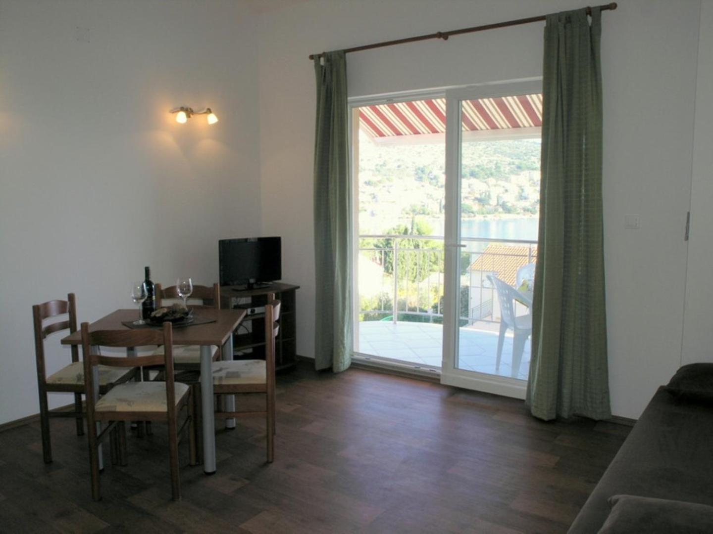 Apartments Aurelius - Relaxing With Gorgeous View Трогір Екстер'єр фото