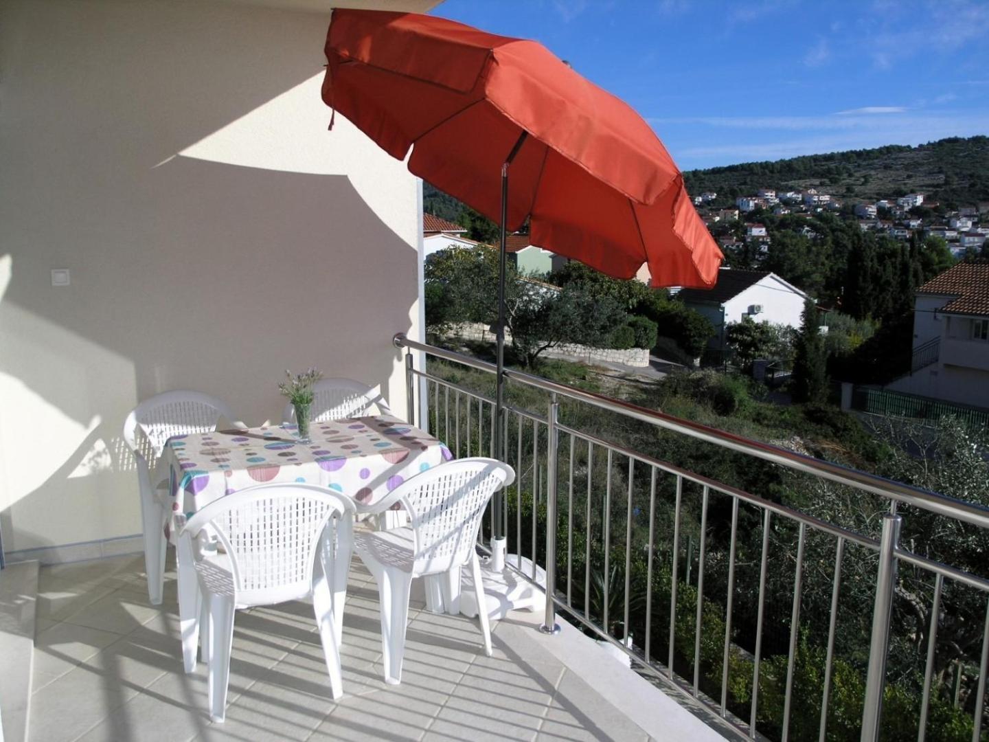 Apartments Aurelius - Relaxing With Gorgeous View Трогір Екстер'єр фото